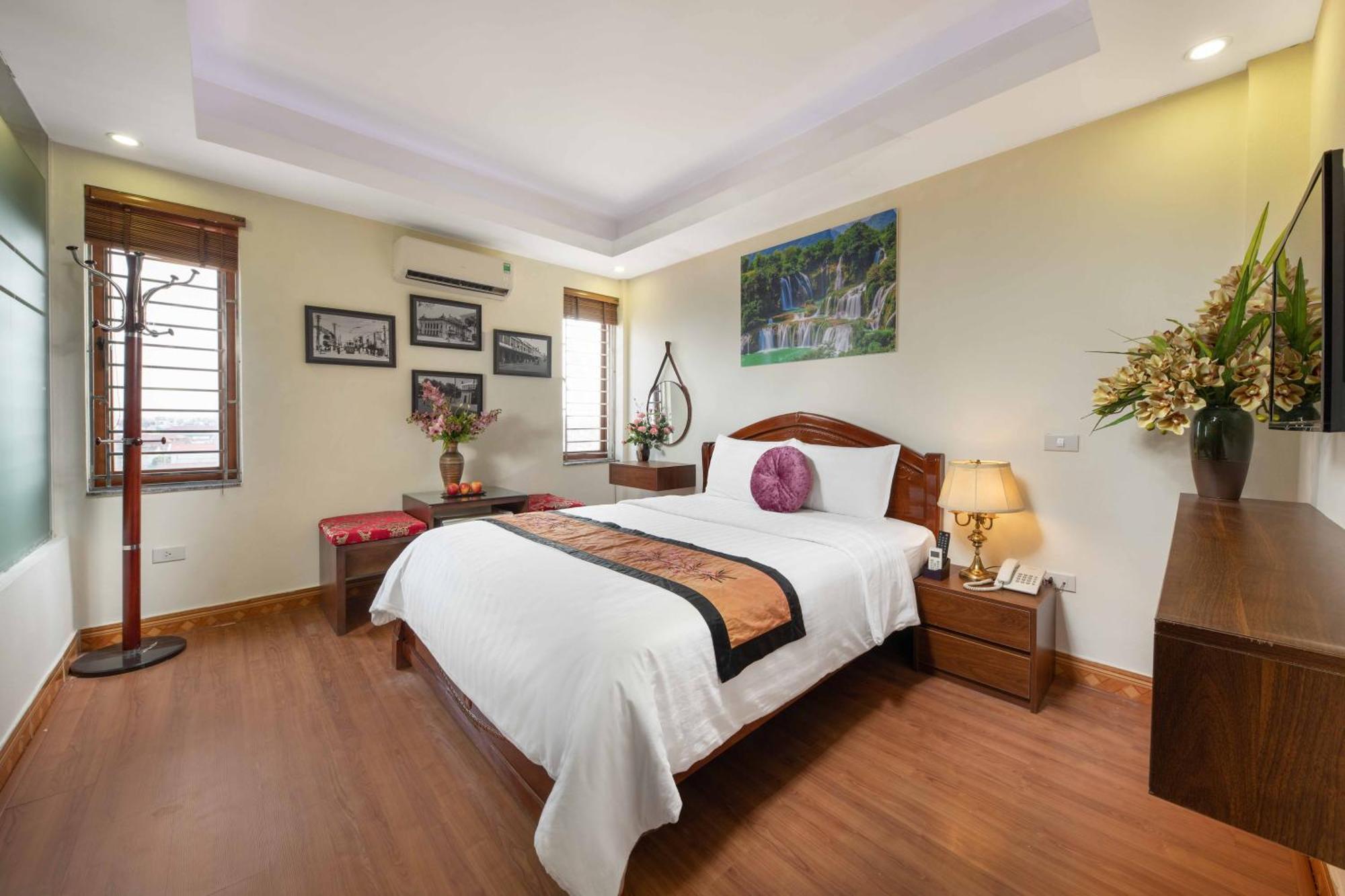 Viet Village Airport Hotel & Restaurants Hanoi Exterior photo