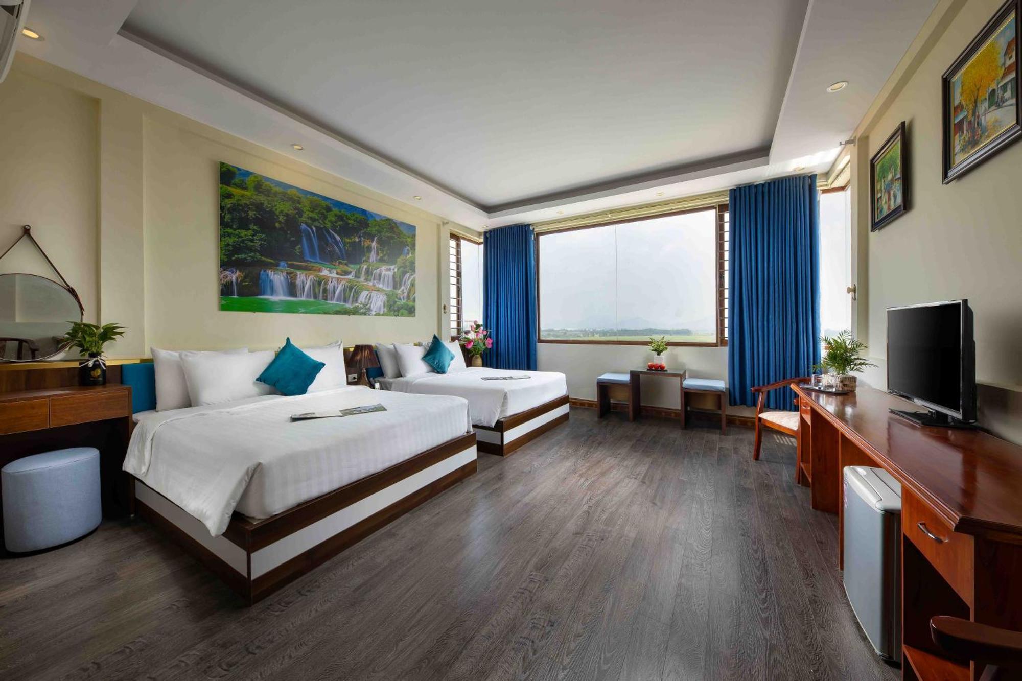 Viet Village Airport Hotel & Restaurants Hanoi Exterior photo