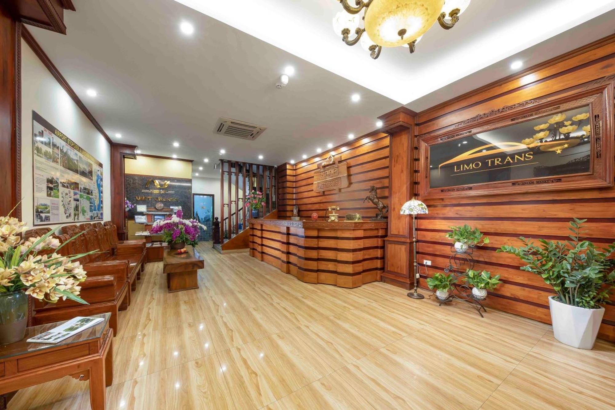 Viet Village Airport Hotel & Restaurants Hanoi Exterior photo