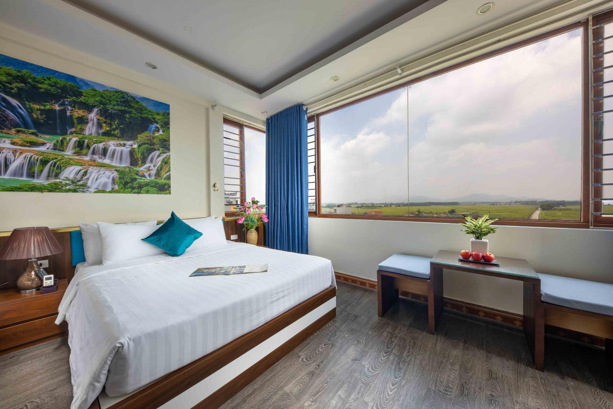 Viet Village Airport Hotel & Restaurants Hanoi Exterior photo