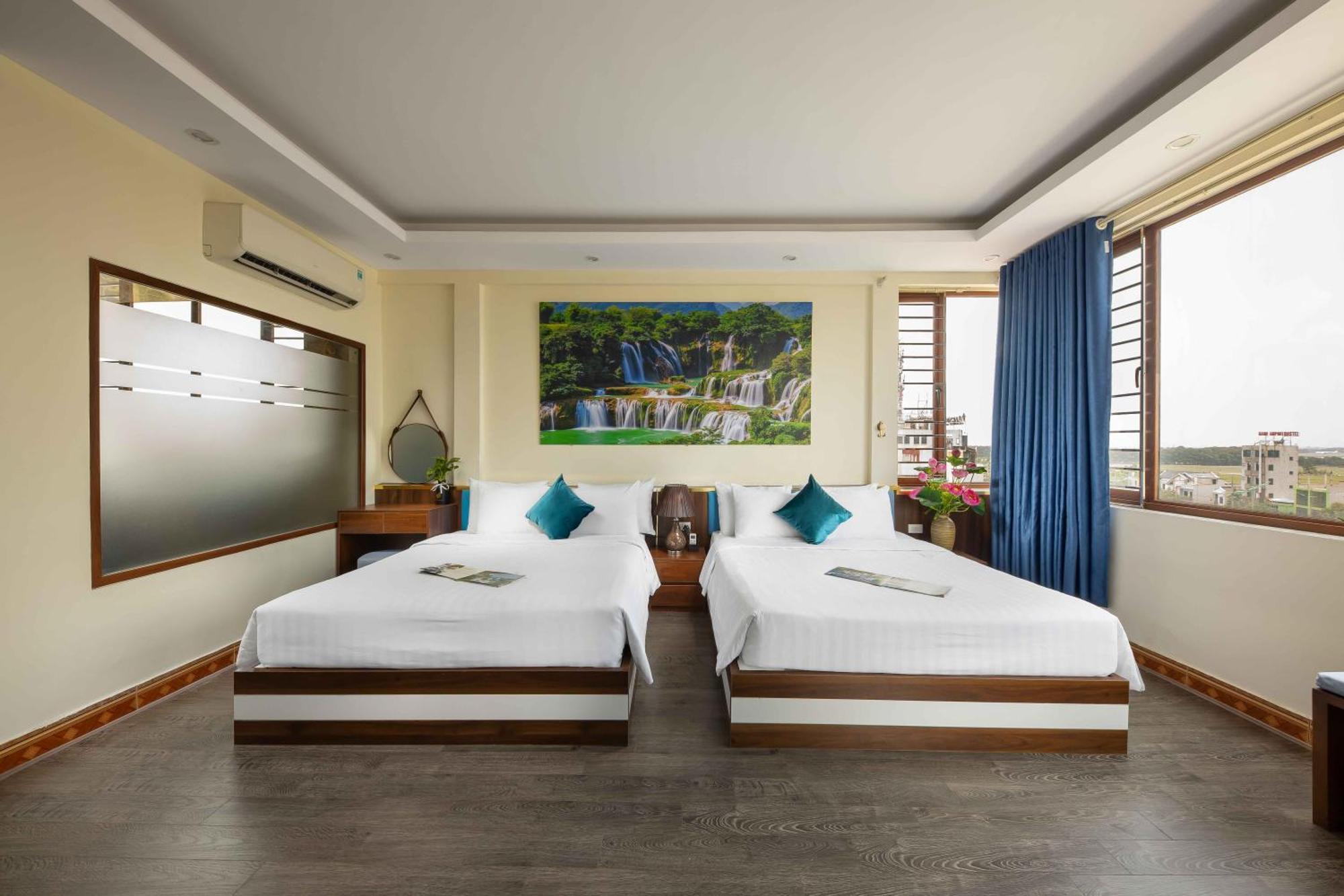 Viet Village Airport Hotel & Restaurants Hanoi Exterior photo